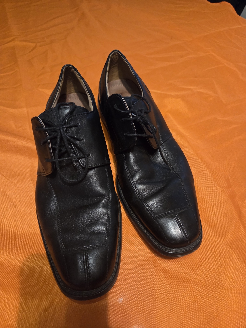 Florsheim Black Leather Lace-Up Derby Shoes